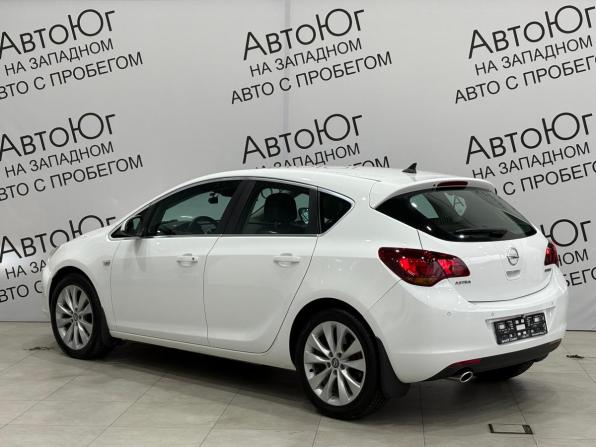 Opel Astra J с пробегом 2011 года, цена 699 000 рублей, 201411 км, хэтчбек, Автокод Объявления