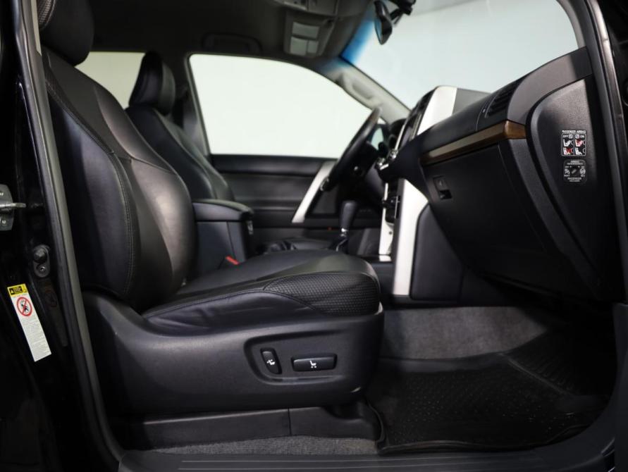 Toyota Land Cruiser Prado 150 Series Санкт-Петербург  - изображение 26
