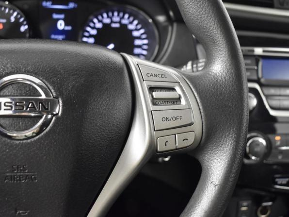 Nissan Qashqai II с пробегом 2016 года, цена 1 536 100 рублей, 150170 км, внедорожник, Автокод Объявления