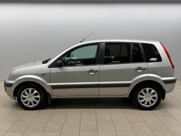 Ford Fusion I Рестайлинг с пробегом 2007 года, цена 363 000 рублей, 160074 км, хэтчбек, Автокод Объявления