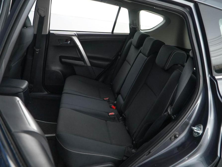 Toyota RAV4 IV (XA40) Рестайлинг Москва  - изображение 9