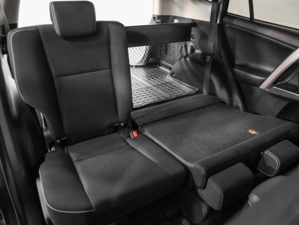 Toyota RAV4 IV (XA40) Рестайлинг с пробегом 2015 года, цена 1 989 000 рублей, 185400 км, внедорожник, Автокод Объявления
