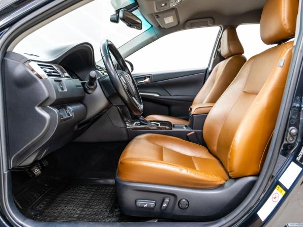 Toyota Camry VII (XV50) Рестайлинг 2 с пробегом 2017 года, цена 2 385 000 рублей, 97294 км, седан, Автокод Объявления