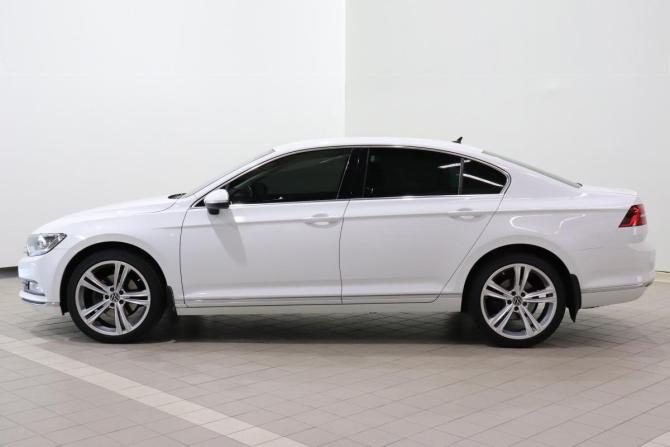 Volkswagen Passat B8 с пробегом 2019 года, цена 2 030 000 рублей, 138422 км, седан, Автокод Объявления