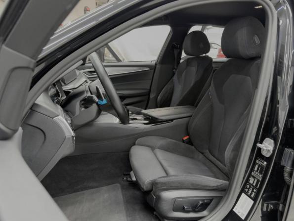 BMW 5 серии VII (G30/G31/G38) с пробегом 2020 года, цена 3 300 000 рублей, 127839 км, седан, Автокод Объявления