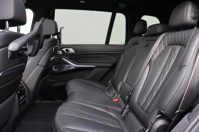 BMW X7 I (G07) Рестайлинг с пробегом 2023 года, цена 15 300 000 рублей, 38722 км, внедорожник, Автокод Объявления