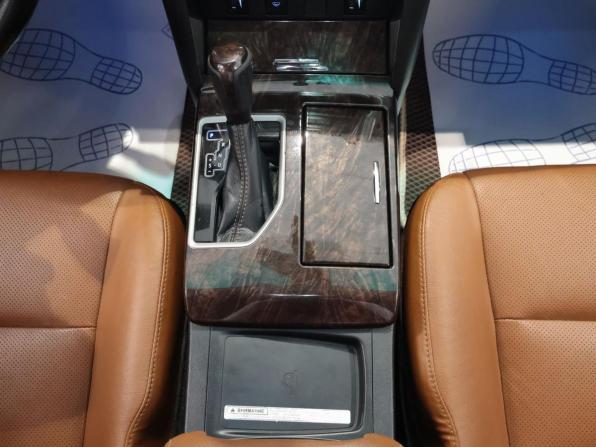 Toyota Camry VII (XV50) Рестайлинг 2 с пробегом 2017 года, цена 2 250 000 рублей, 146105 км, седан, Автокод Объявления