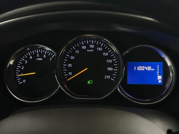 Renault Sandero II Рестайлинг с пробегом 2018 года, цена 960 000 рублей, 110042 км, хэтчбек, Автокод Объявления