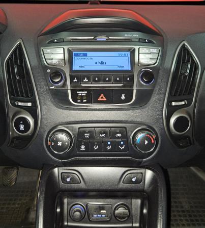 Hyundai ix35 I Рестайлинг с пробегом 2015 года, цена 1 329 000 рублей, 125484 км, внедорожник, Автокод Объявления
