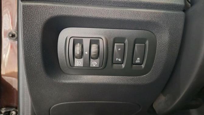 Renault Kaptur I с пробегом 2018 года, цена 1 798 000 рублей, 63000 км, внедорожник, Автокод Объявления