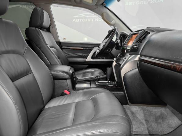 Toyota Land Cruiser 200 Series с пробегом 2010 года, цена 2 750 000 рублей, 260000 км, внедорожник, Автокод Объявления