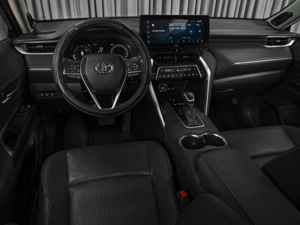 Toyota Venza II с пробегом 2023 года, цена 4 730 000 рублей, 34212 км, внедорожник, Автокод Объявления