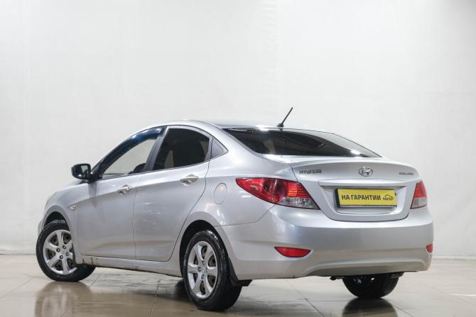 Hyundai Solaris I с пробегом 2011 года, цена 549 000 рублей, 226000 км, седан, Автокод Объявления