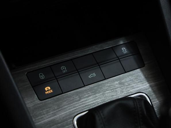 Skoda Octavia III (A7) с пробегом 2016 года, цена 2 199 000 рублей, 115481 км, универсал, Автокод Объявления