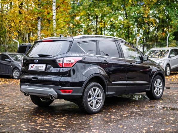 Ford Kuga II Рестайлинг с пробегом 2018 года, цена 1 615 000 рублей, 104704 км, внедорожник, Автокод Объявления