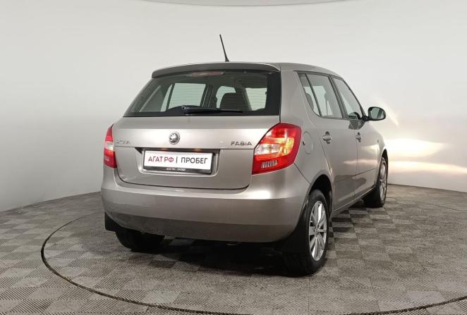 Skoda Fabia II Рестайлинг с пробегом 2013 года, цена 680 000 рублей, 174179 км, хэтчбек, Автокод Объявления