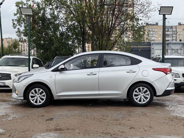 Hyundai Solaris II Рестайлинг с пробегом 2021 года, цена 1 599 000 рублей, 101500 км, седан, Автокод Объявления