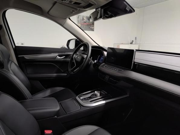 Haval Jolion I Рестайлинг с пробегом 2024 года, цена 2 286 000 рублей, 28625 км, внедорожник, Автокод Объявления