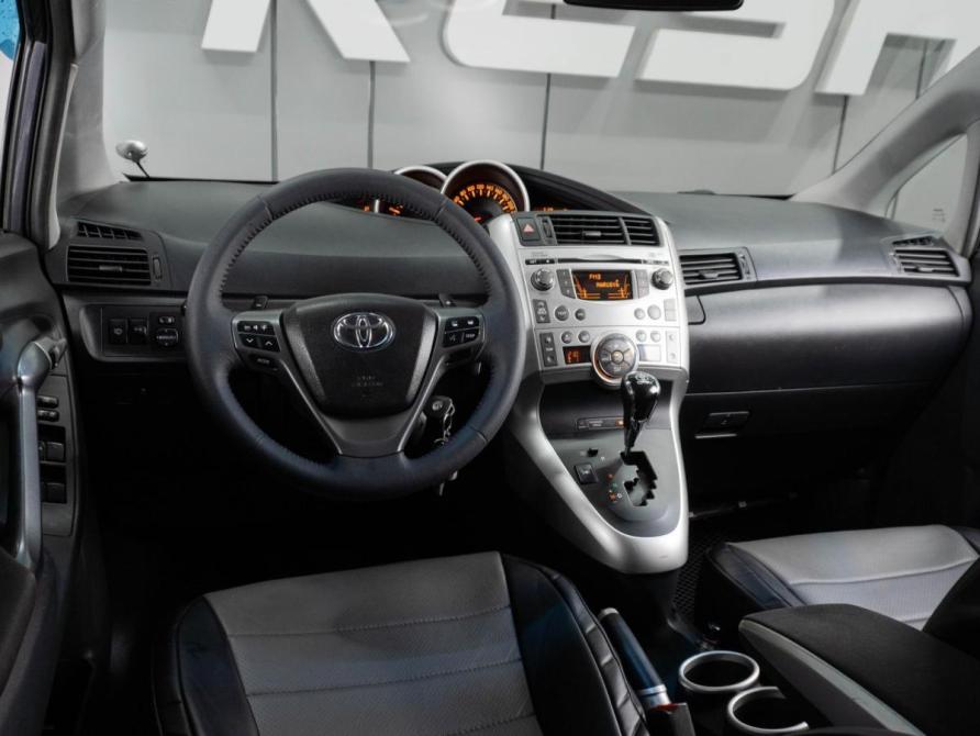 Toyota Verso I Тюмень  - изображение 6