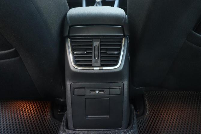 Skoda Octavia III (A7) Рестайлинг с пробегом 2019 года, цена 1 499 000 рублей, 201078 км, лифтбек, Автокод Объявления