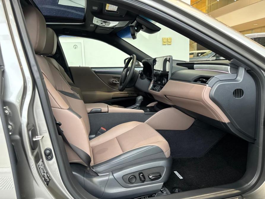 Lexus ES VII Рестайлинг 2 Москва  - изображение 13
