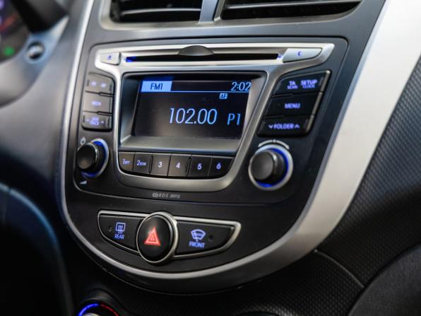 Hyundai Solaris I Рестайлинг с пробегом 2015 года, цена 788 000 рублей, 134378 км, седан, Автокод Объявления