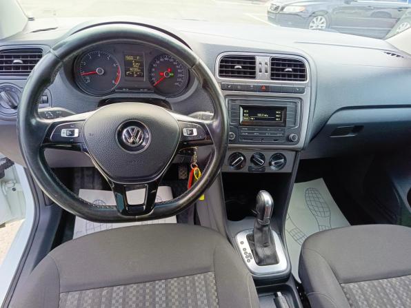 Volkswagen Polo V Рестайлинг с пробегом 2018 года, цена 850 000 рублей, 182305 км, седан, Автокод Объявления
