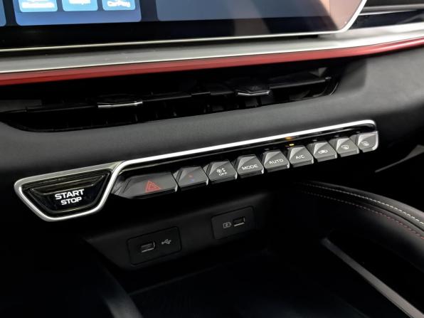 Geely Coolray I Рестайлинг с пробегом 2024 года, цена 2 050 000 рублей, 58903 км, внедорожник, Автокод Объявления