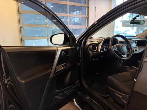 Toyota RAV4 IV (XA40) с пробегом 2015 года, цена 1 890 000 рублей, 138084 км, внедорожник, Автокод Объявления