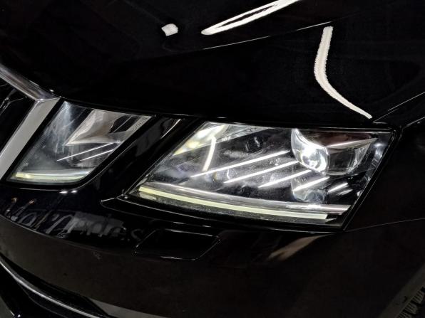 Skoda Octavia III (A7) Рестайлинг с пробегом 2018 года, цена 1 795 000 рублей, 95124 км, лифтбек, Автокод Объявления