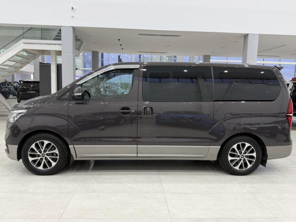 Hyundai Grand Starex I Рестайлинг 2 с пробегом 2019 года, цена 3 745 000 рублей, 128180 км, минивэн, Автокод Объявления