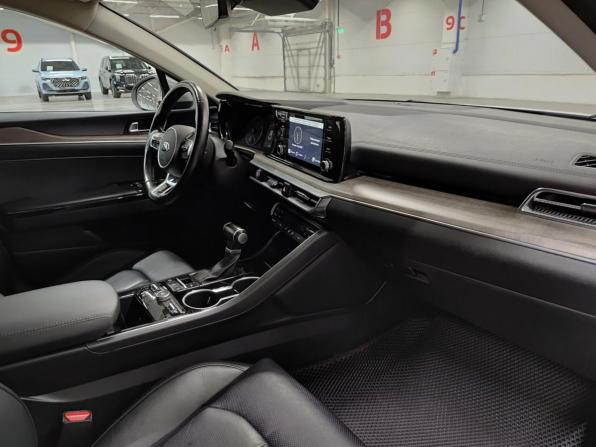 Kia K5 III с пробегом 2020 года, цена 2 680 000 рублей, 83604 км, седан, Автокод Объявления