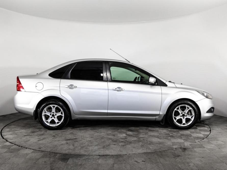 Ford Focus II Рестайлинг Санкт-Петербург  - изображение 4