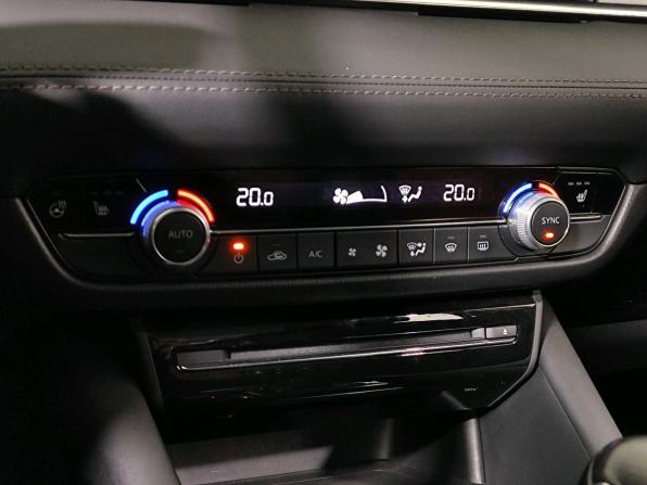 Mazda 6 III (GJ) Рестайлинг 2 с пробегом 2020 года, цена 2 721 000 рублей, 67073 км, седан, Автокод Объявления