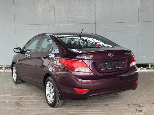 Hyundai Solaris I с пробегом 2012 года, цена 880 000 рублей, 91731 км, седан, Автокод Объявления