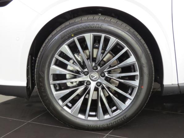 Lexus RX V с пробегом 2026 года, цена 13 200 000 рублей, 10 км, внедорожник, Автокод Объявления