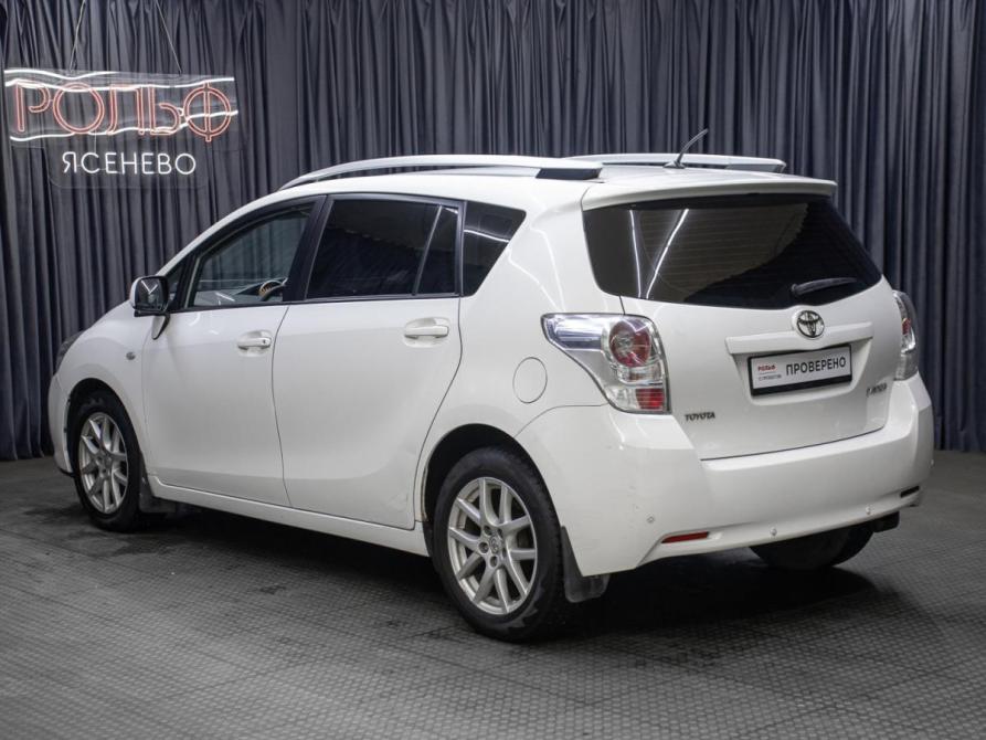 Toyota Verso I Москва  - изображение 7