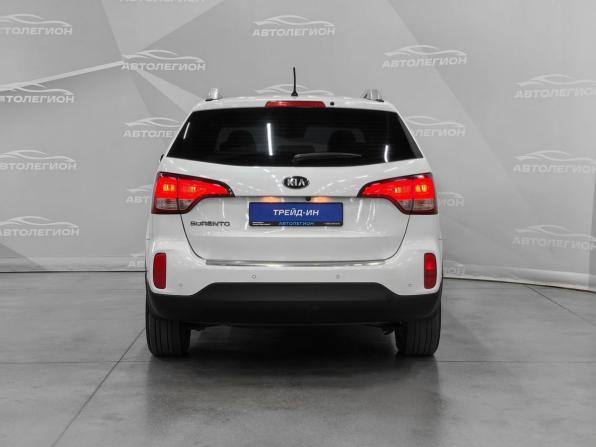 Kia Sorento II Рестайлинг с пробегом 2015 года, цена 1 880 000 рублей, 262250 км, внедорожник, Автокод Объявления