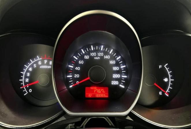 Kia Rio III Рестайлинг с пробегом 2016 года, цена 1 050 000 рублей, 133400 км, седан, Автокод Объявления