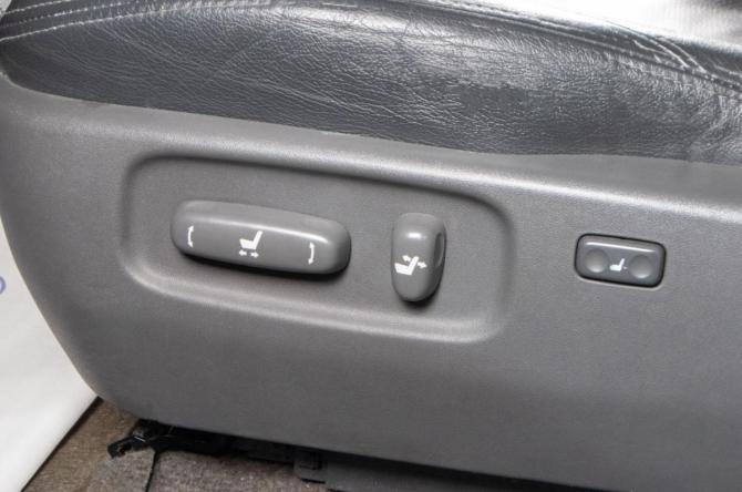 Toyota Land Cruiser Prado 120 Series с пробегом 2006 года, цена 1 949 000 рублей, 282000 км, внедорожник, Автокод Объявления
