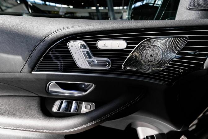 Новый Mercedes-Benz GLE II (V167) Рестайлинг 2026 года, цена 13 816 000 рублей, внедорожник, Автокод Объявления