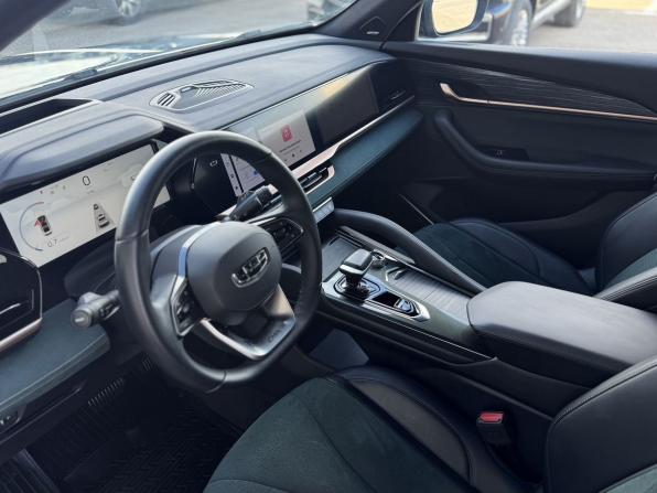 Geely Monjaro I с пробегом 2023 года, цена 3 435 000 рублей, 63557 км, внедорожник, Автокод Объявления