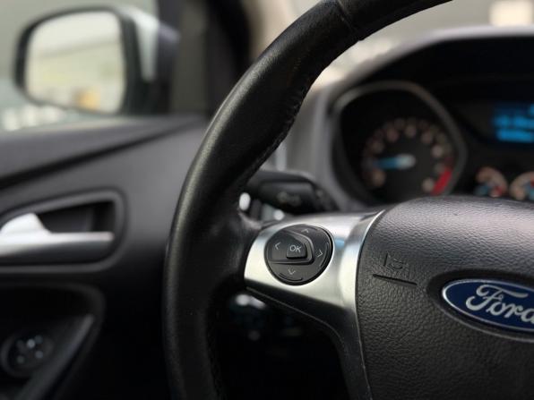 Ford Focus III с пробегом 2013 года, цена 1 088 800 рублей, 53310 км, хэтчбек, Автокод Объявления