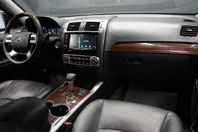 Kia Mohave I Рестайлинг с пробегом 2019 года, цена 3 590 000 рублей, 179711 км, внедорожник, Автокод Объявления