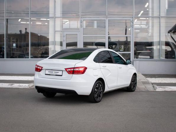 Lada (ВАЗ) Vesta I с пробегом 2022 года, цена 1 100 000 рублей, 41632 км, седан, Автокод Объявления