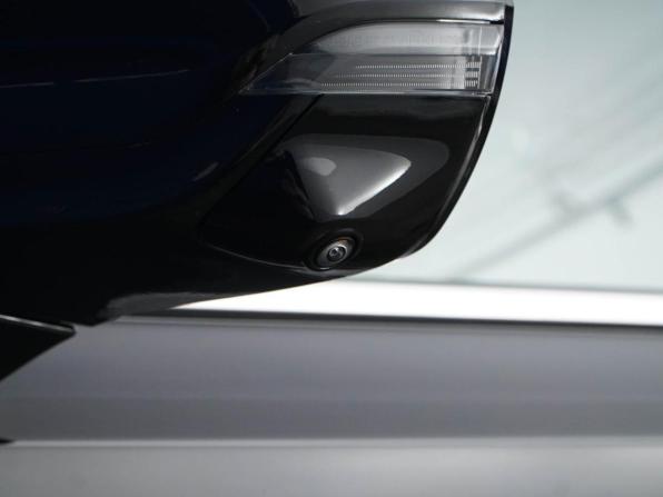 Cadillac Escalade V с пробегом 2023 года, цена 10 527 077 рублей, 42095 км, внедорожник, Автокод Объявления