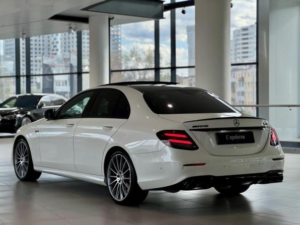 Mercedes-Benz E-Класс AMG V (W213) с пробегом 2016 года, цена 4 490 000 рублей, 101851 км, седан, Автокод Объявления