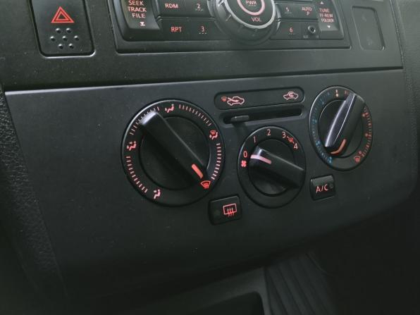 Nissan Tiida I Рестайлинг с пробегом 2010 года, цена 680 000 рублей, 124880 км, хэтчбек, Автокод Объявления