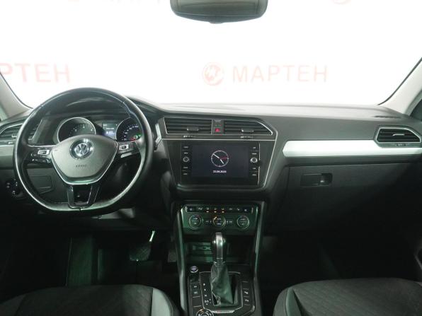 Volkswagen Tiguan II с пробегом 2018 года, цена 2 567 000 рублей, 128031 км, внедорожник, Автокод Объявления