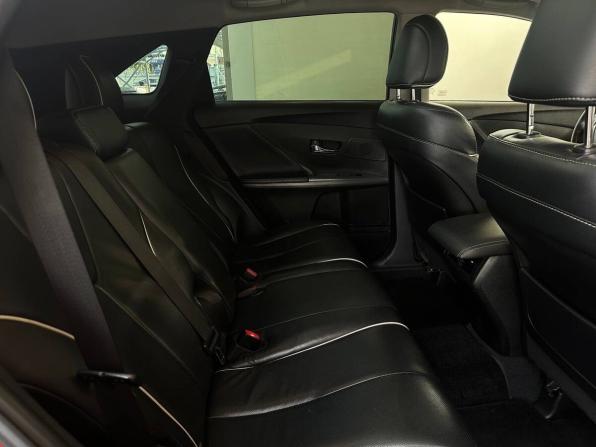 Toyota Venza I Рестайлинг с пробегом 2013 года, цена 1 990 000 рублей, 205745 км, внедорожник, Автокод Объявления